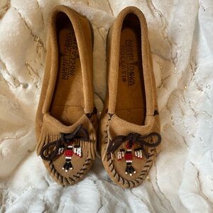 Minnetonka Moccasins size 6.5